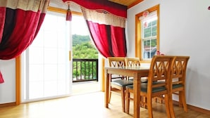 Room (Pink) - Roseway (Gapyeong)