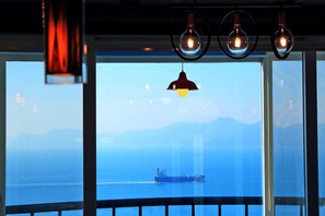 Chambre (Anemos (Outdoor Whirl Pool ))