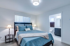 2 chambres, fer et planche à repasser, lit de bébé portatif, Wi-Fi