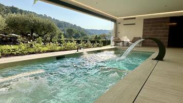 Sauna, hot tub, steam room, body treatments, Swedish massages, facials