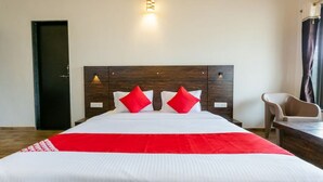 Room - Green Village Resort (Igatpuri)