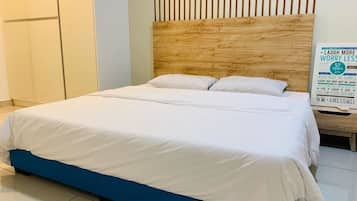 3 bedrooms, iron/ironing board, bed sheets, wheelchair access