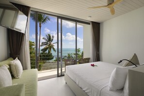 Kahden hengen standard-huone | Tallelokero huoneessa, työpöytä