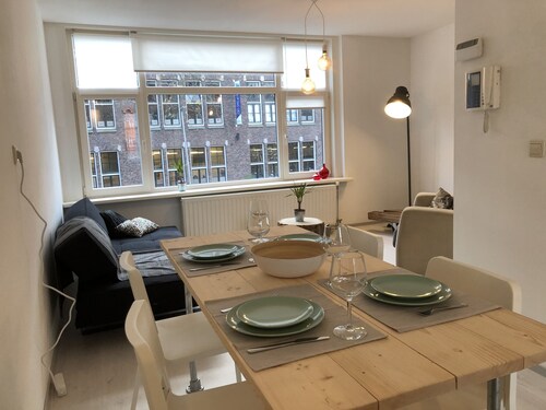 Brandneue Wohnung mit tollem Blick auf das Wasser in R'dam