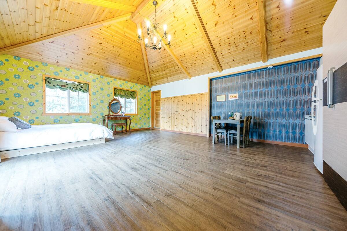 Room (B-4 Peppermint Edelvise) | 1 bedroom, free WiFi