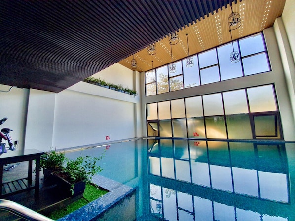 Indoor pool - Nostalgia DS Hotel (Da Nang)