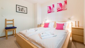 2 bedrooms, iron/ironing board, free WiFi, bed sheets - Chalet Panorama (Wengen)