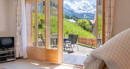 Alpine Holiday Apartment in Chalet Panorama