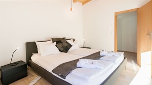 2 Schlafzimmer, Bügeleisen/Bügelbrett, kostenloses WLAN, Bettwäsche