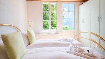 2 chambres, fer et planche Ă repasser, Wi-Fi gratuit, draps fournis