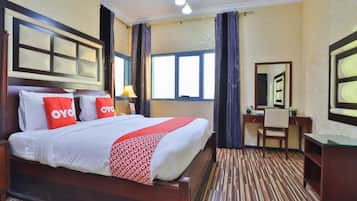 1 bedroom, Egyptian cotton sheets, premium bedding, down duvets