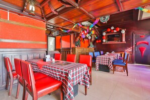 Restaurant - Grand Pj Hotel (Ras Al Khaimah)