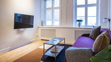 2. floor | Televisyen
