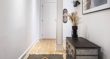 Town Hall apartments by Daniel&Jacob’s