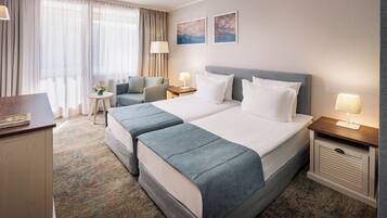 Quarto casal ou duplo clássico | Frigobar, cofres nos quartos, escrivaninha