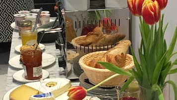 Daily buffet breakfast (EUR 15 per person)