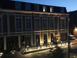 Front of property – evening/night