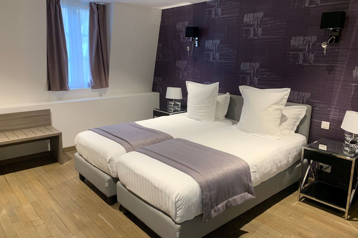 Deluxe Twin kamer | 1 slaapkamer, een kluis op de kamer, verduisterende gordijnen