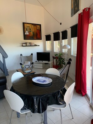 تناول الطعام