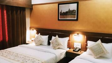 1 bedroom, desk, free WiFi