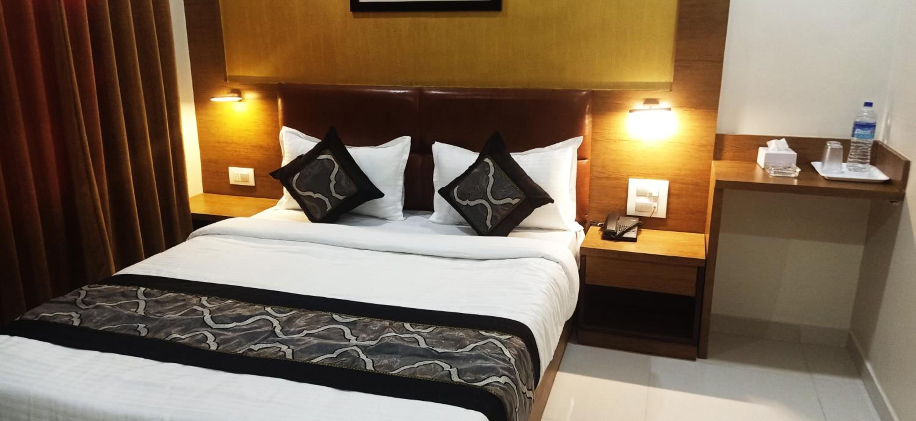Photo - Hotel Crystal Luxury Inn- Bandra