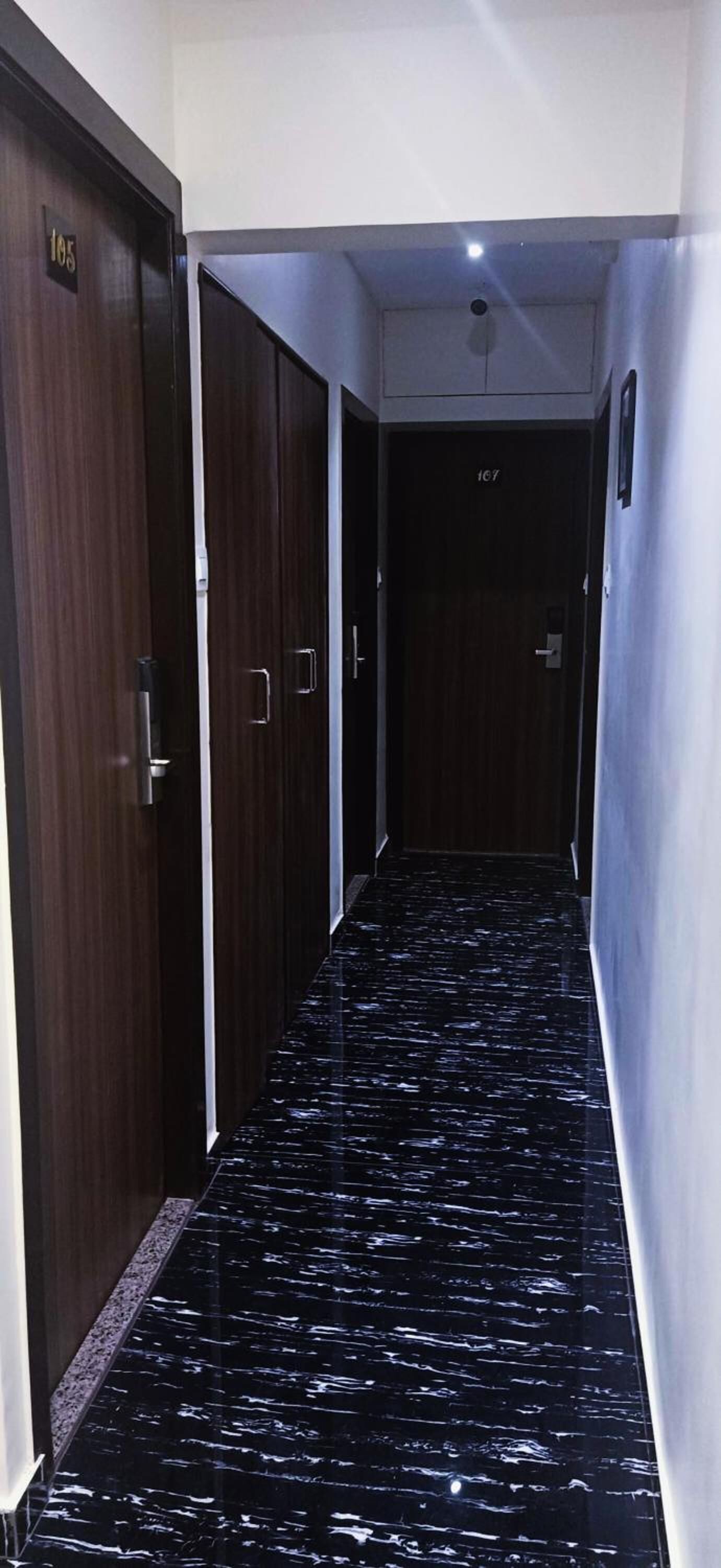 Photo - Hotel Crystal Luxury Inn- Bandra