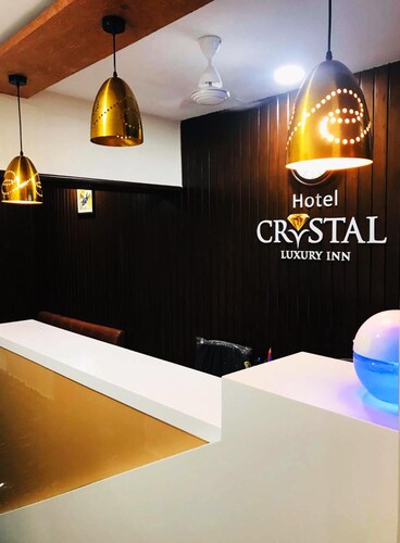 Hotel Crystal Luxury INN