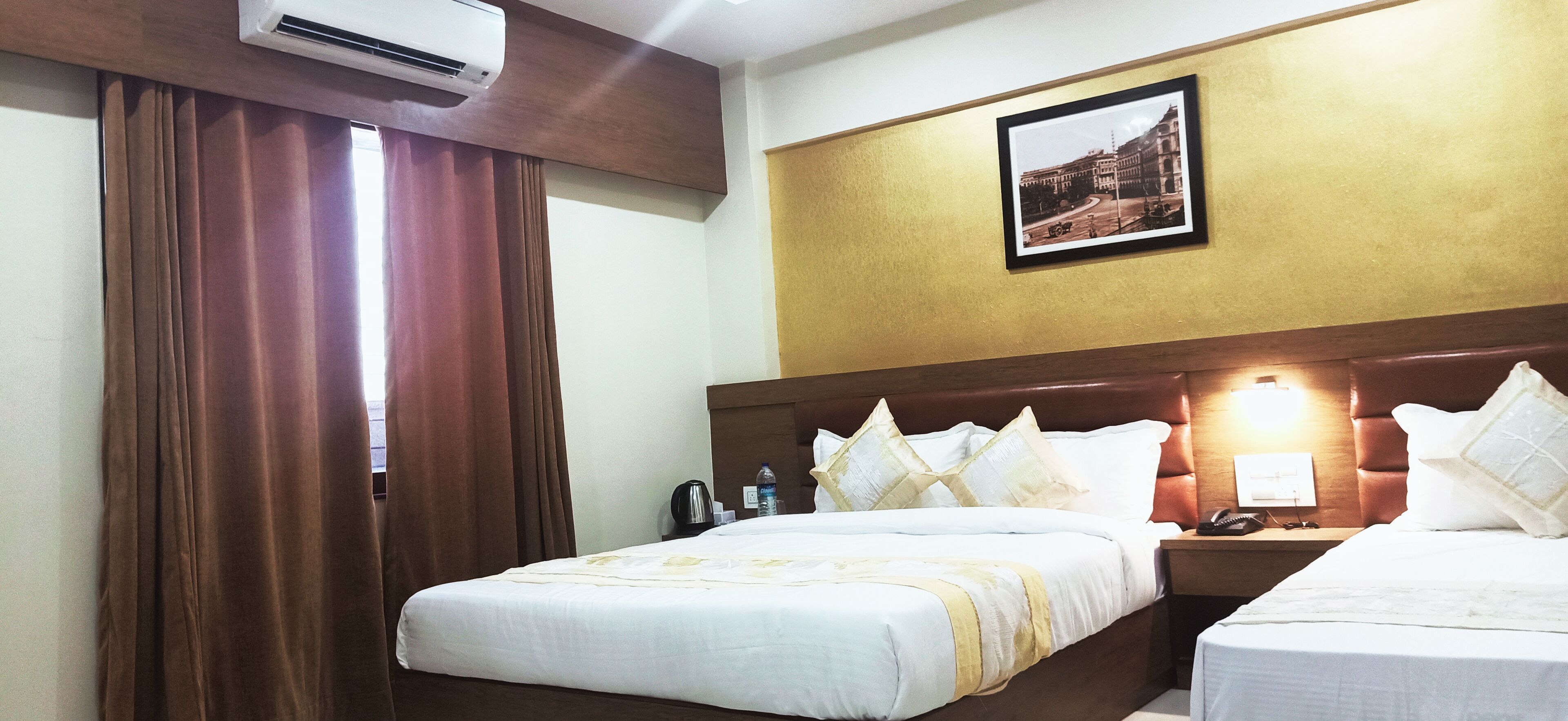 Photo - Hotel Crystal Luxury Inn- Bandra