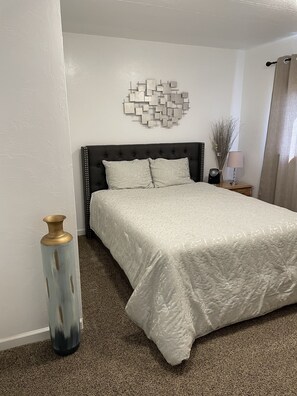 3 bedrooms, WiFi, bed sheets