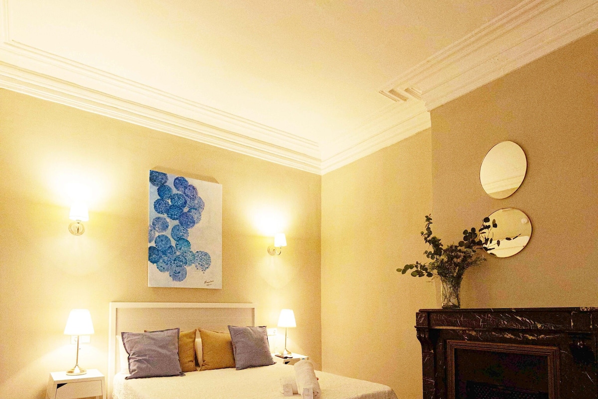 Habitación doble superior (H7) | Wifi gratis y ropa de cama