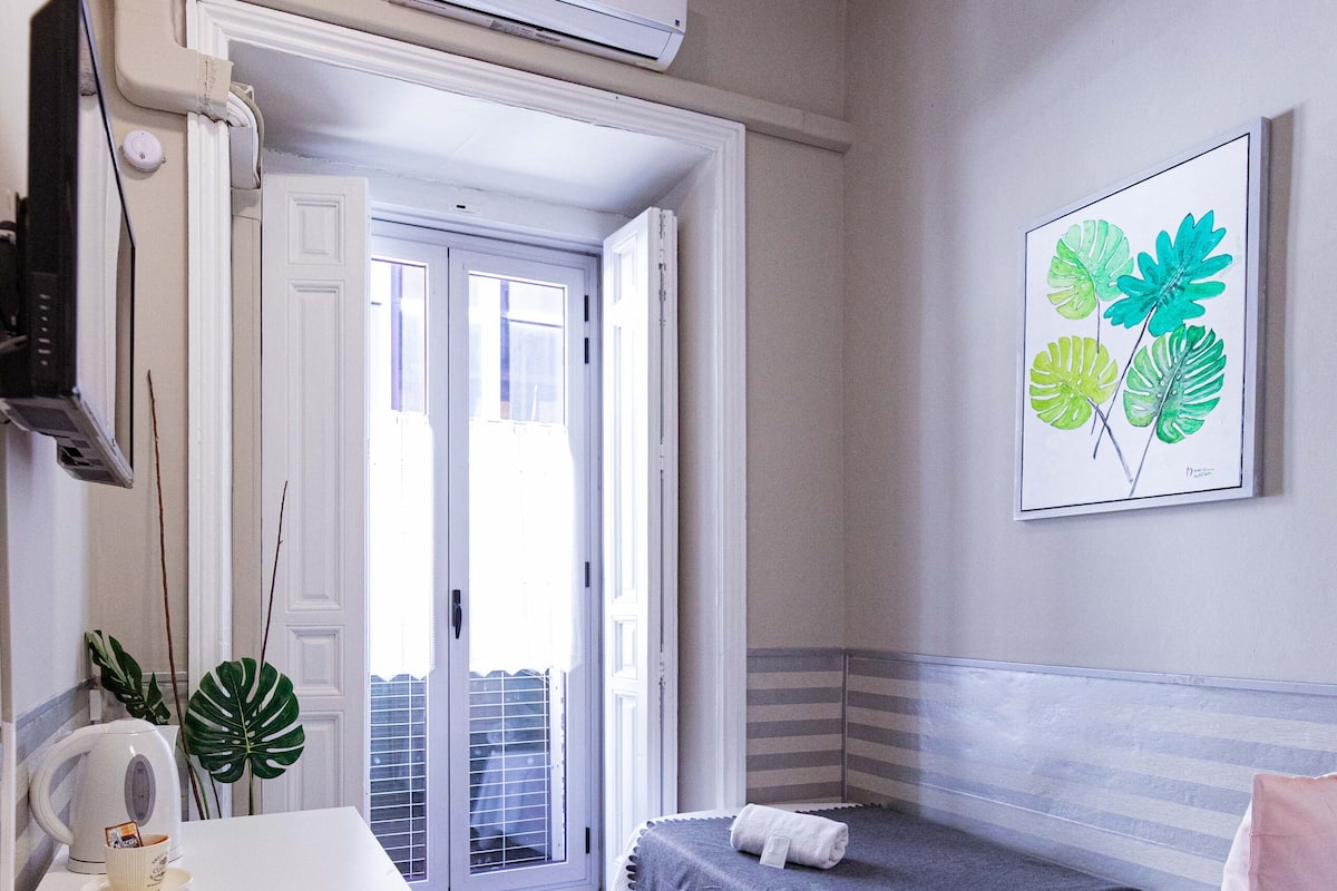 Habitación individual (H5) | Wifi gratis y ropa de cama