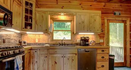 Emerald Bear | Large, Private Home in Maggie Valley | Hot Tub