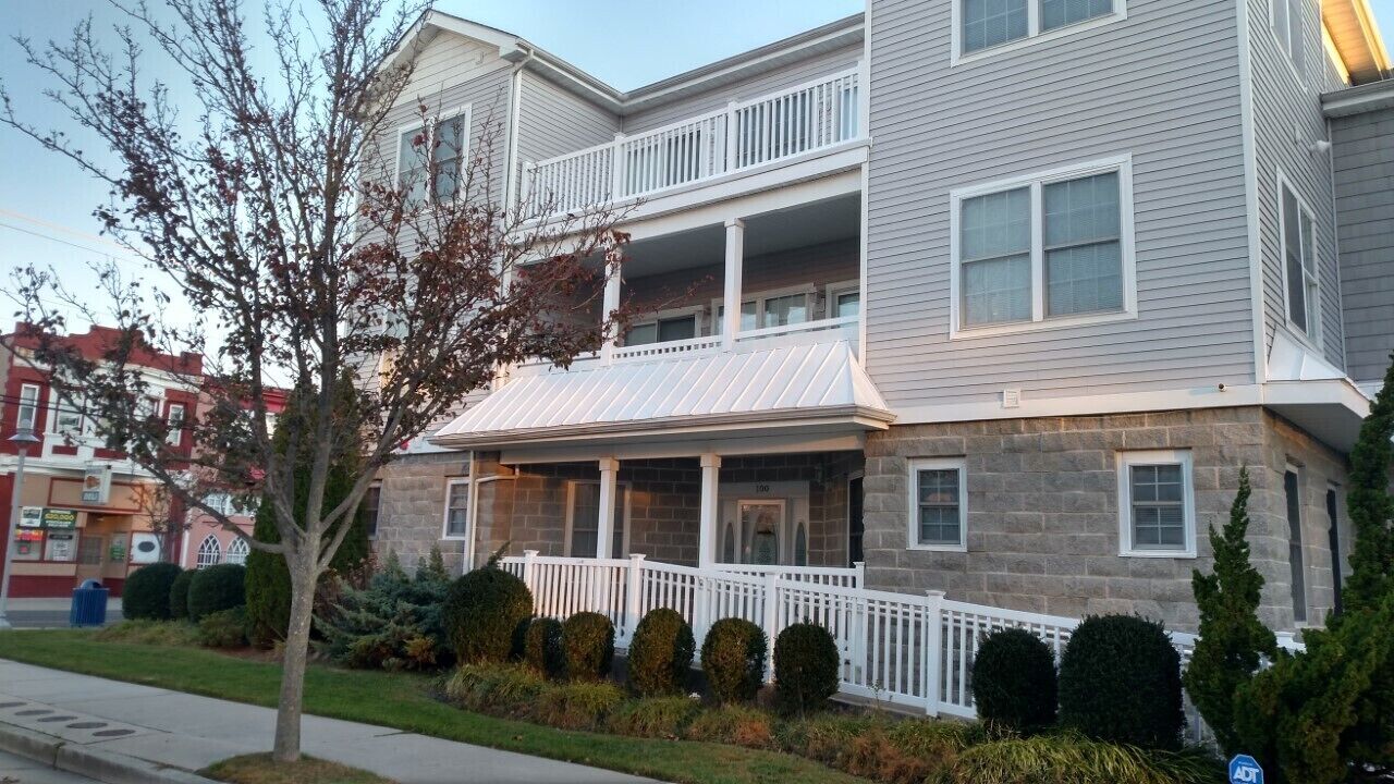 Spacious and comfortable 4 Bedroom 2 Bathroom Condo