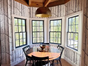 Dining - Cozy Lake House w/ Private Dock on Lanier - 4BR + 2BR Basement Apt (Gainesville)