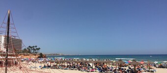 Entire House - Walk to beach, bars and restaurants!