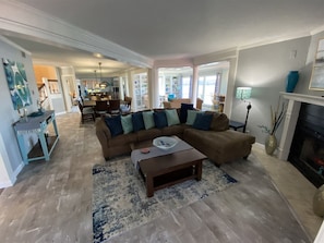 Open downstairs floorplan
