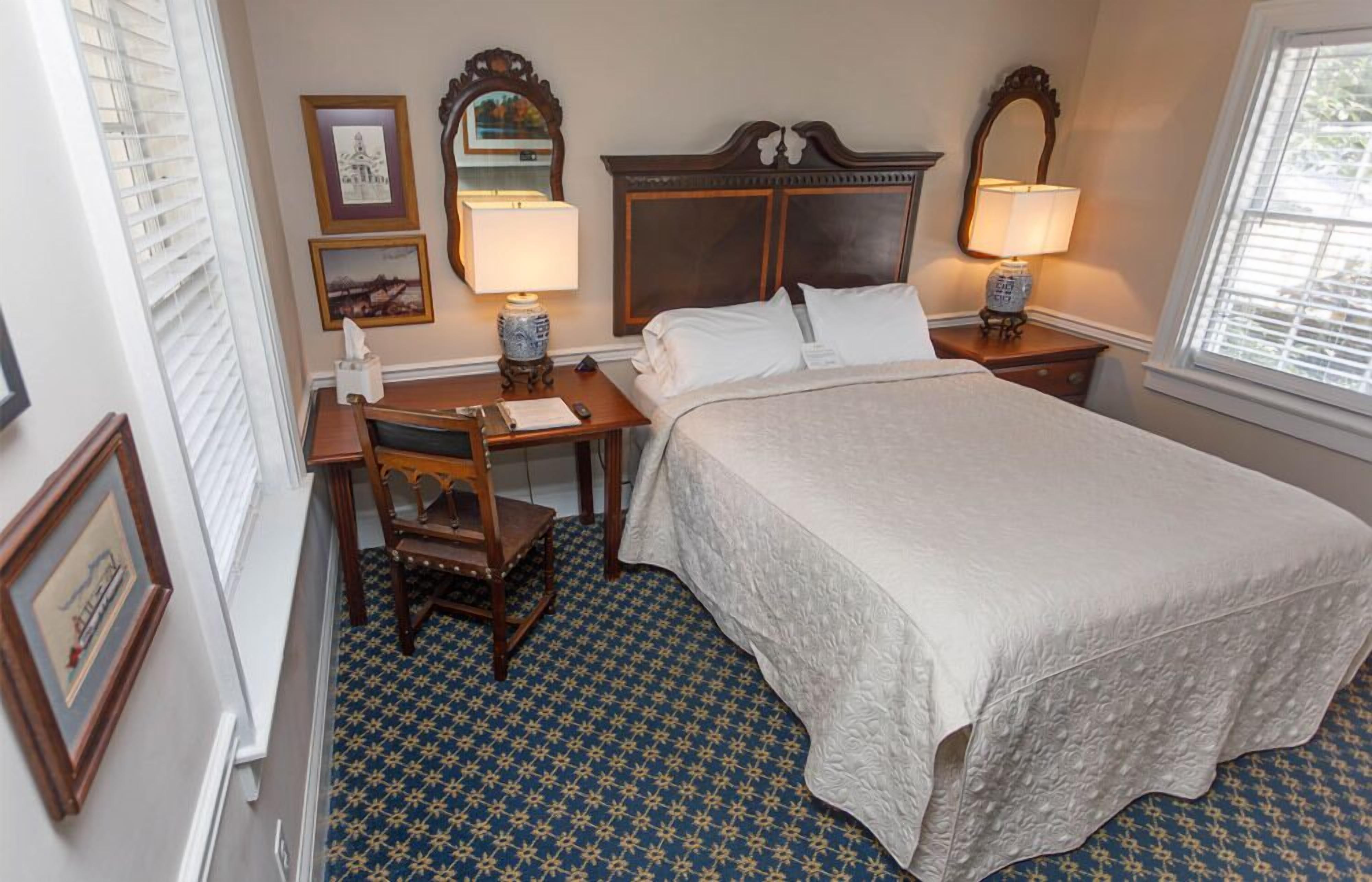 Old Quarters Queen | Individually decorated, individually furnished, desk, laptop workspace