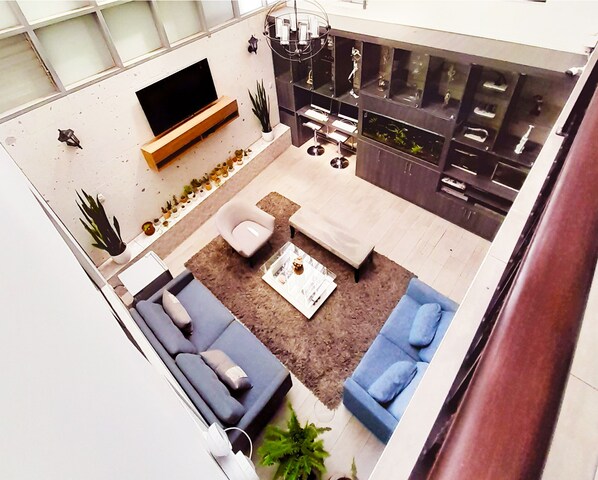 43-inch flat-screen TV with cable channels, TV - Hotel La Casa de Irma Arequipa (Arequipa)