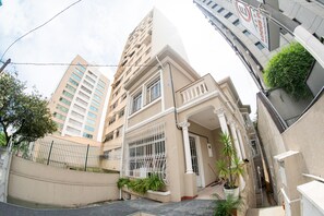 Front of property - Quintal Hostel (São Paulo)