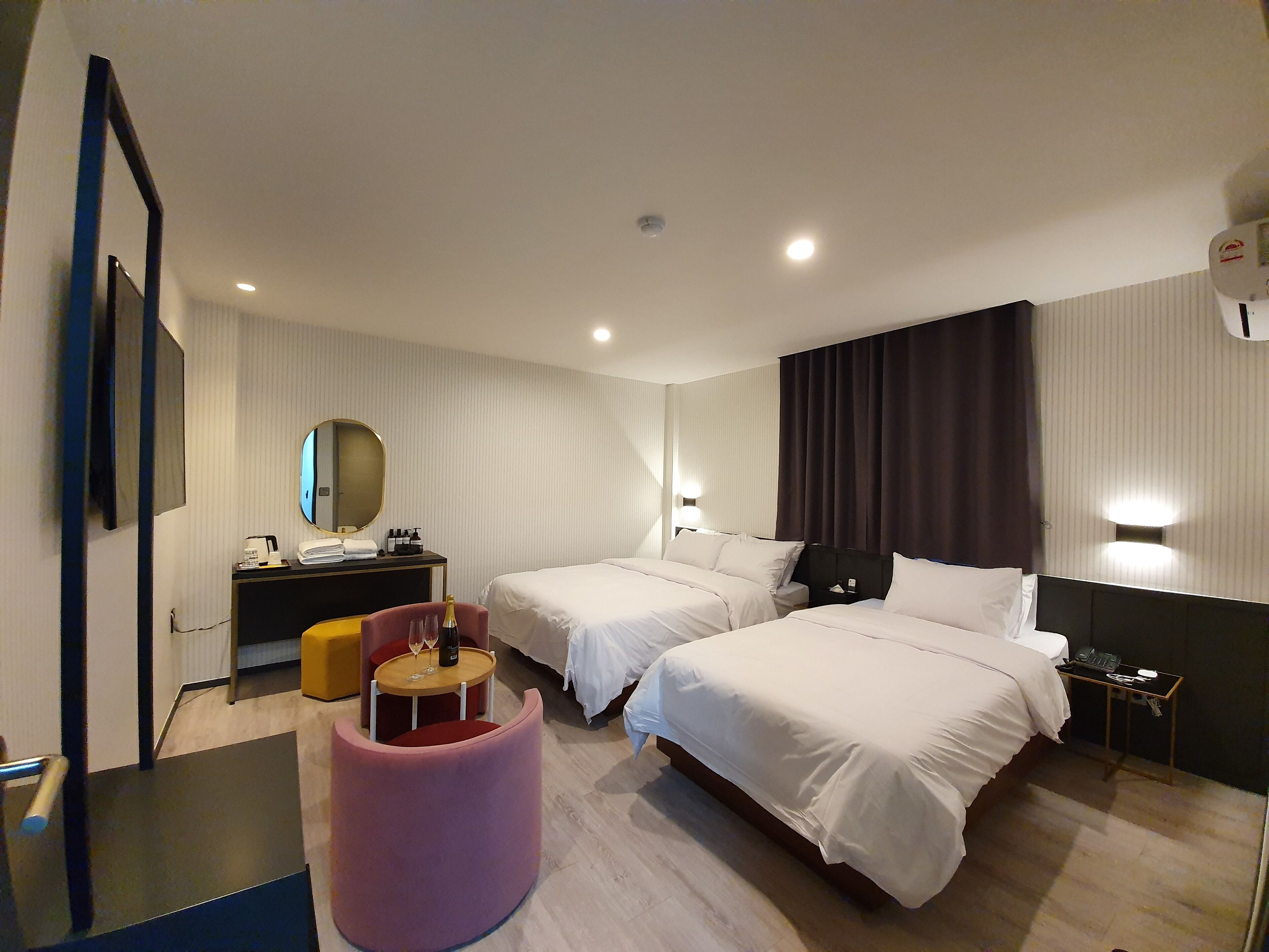 premium twin room | premium bedding, memory-foam beds, minibar, desk