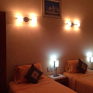 2 bedrooms, WiFi - Apartment type bungalow (Zihuatanejo)