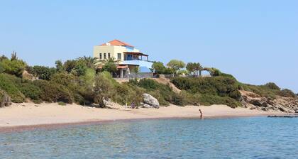 Paraktio Beach Apartments