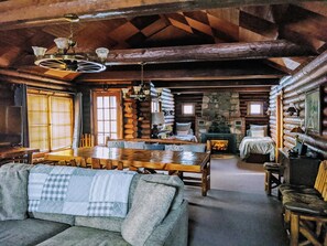 Mabee Marsh Cabin | Soundproofing, free WiFi, wheelchair access