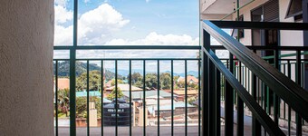 Fidos Guest House