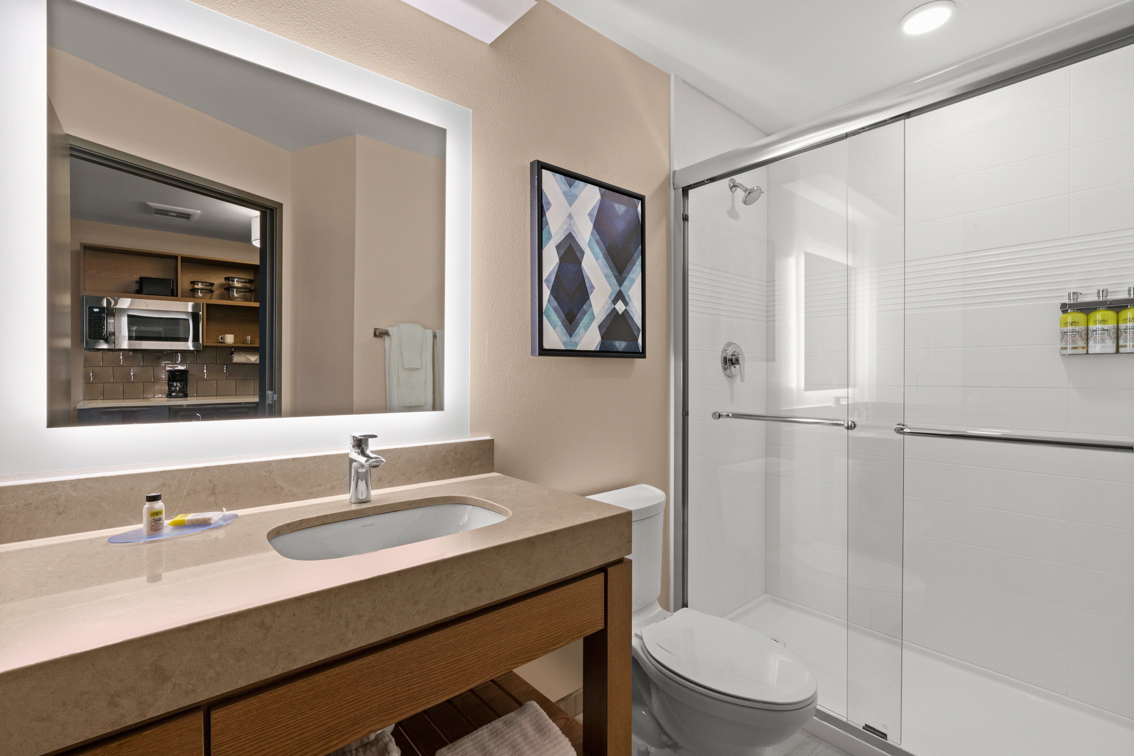 1 bedroom, desk, free wifi, bed sheets