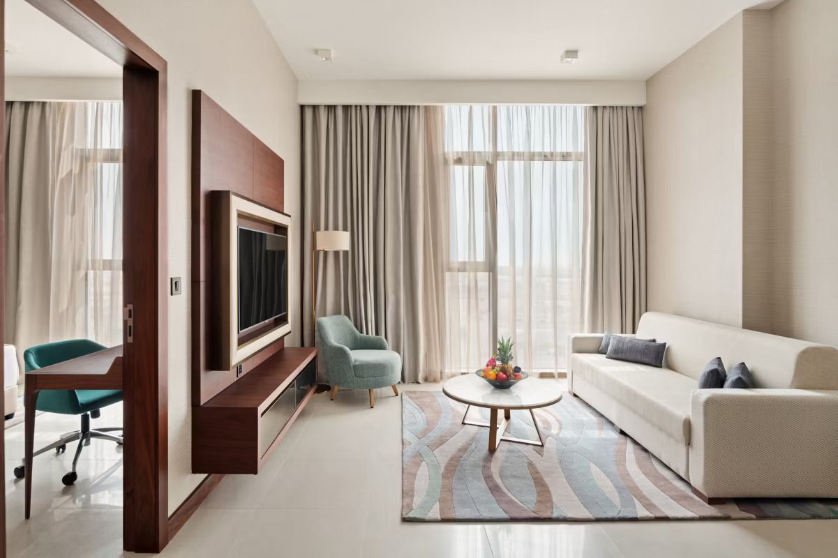 Foto - Holiday Inn Dubai Al-Maktoum Airport by IHG