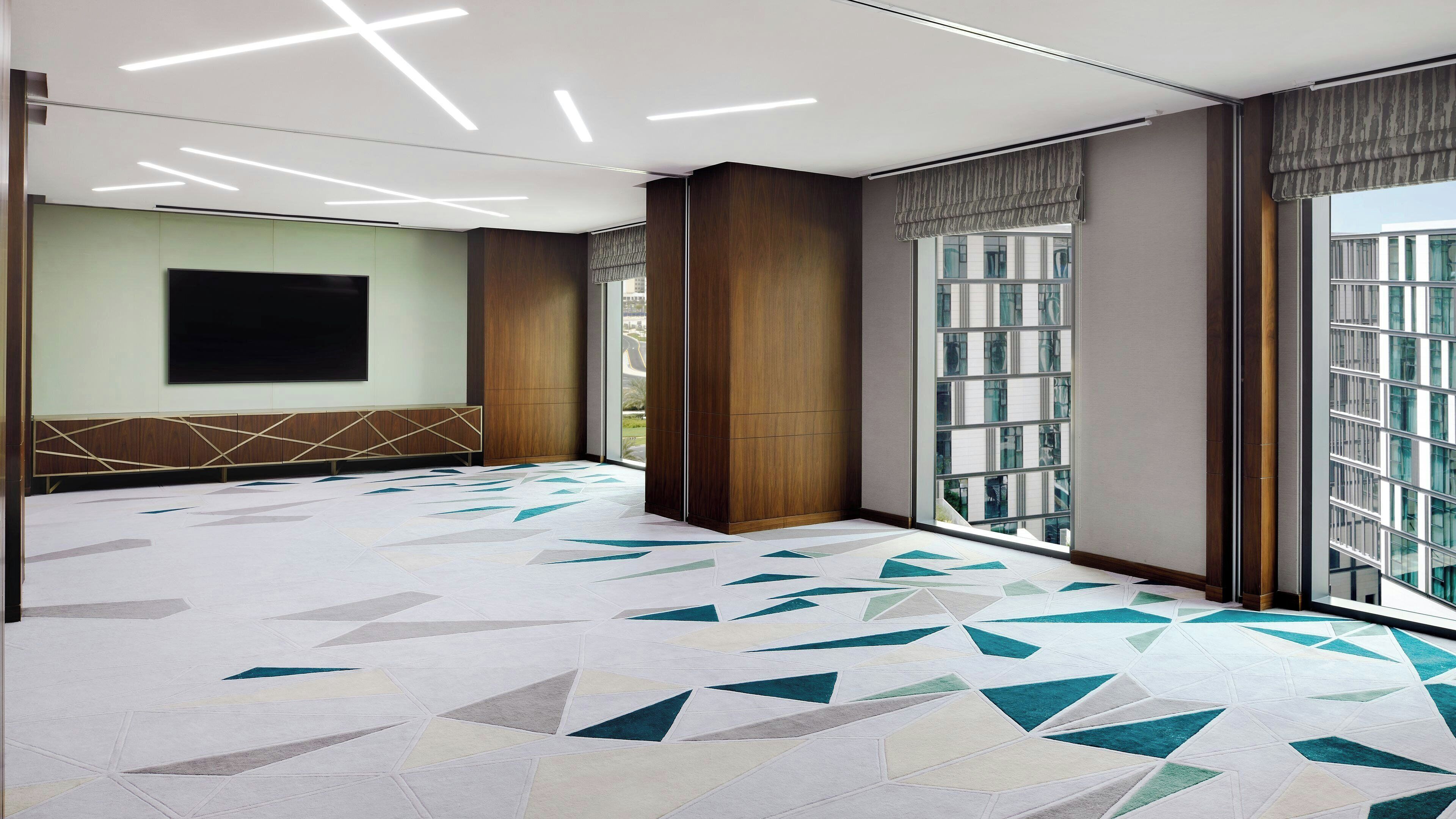 Photo - Holiday Inn Dubai Al-Maktoum Airport by IHG