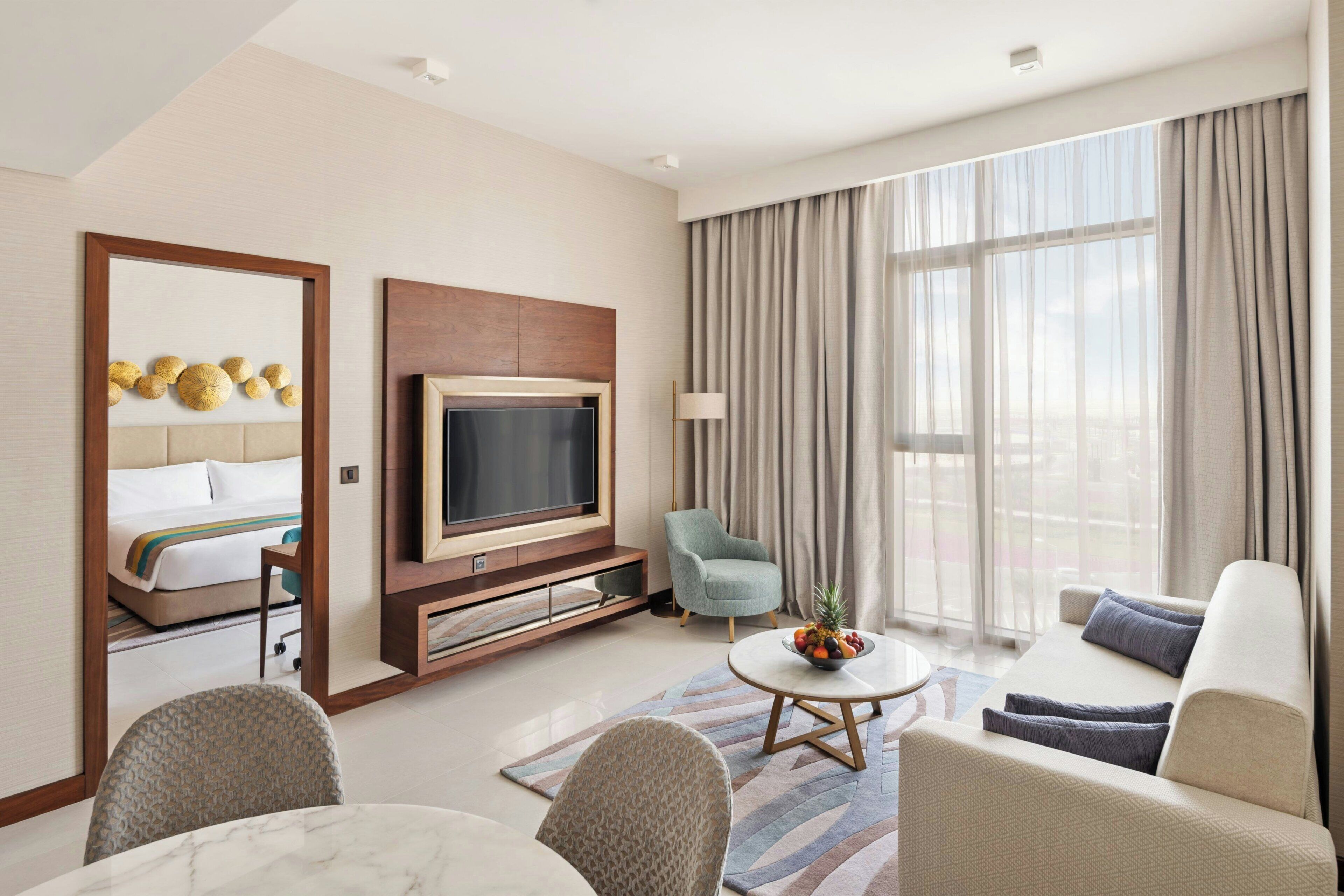 Ropa de cama de alta calidad, minibar, caja fuerte y cortinas opacas