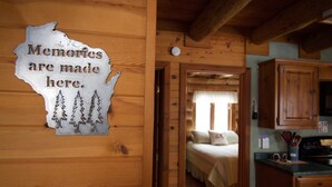 4 Schlafzimmer, Bügeleisen/Bügelbrett, kostenloses WLAN, Bettwäsche