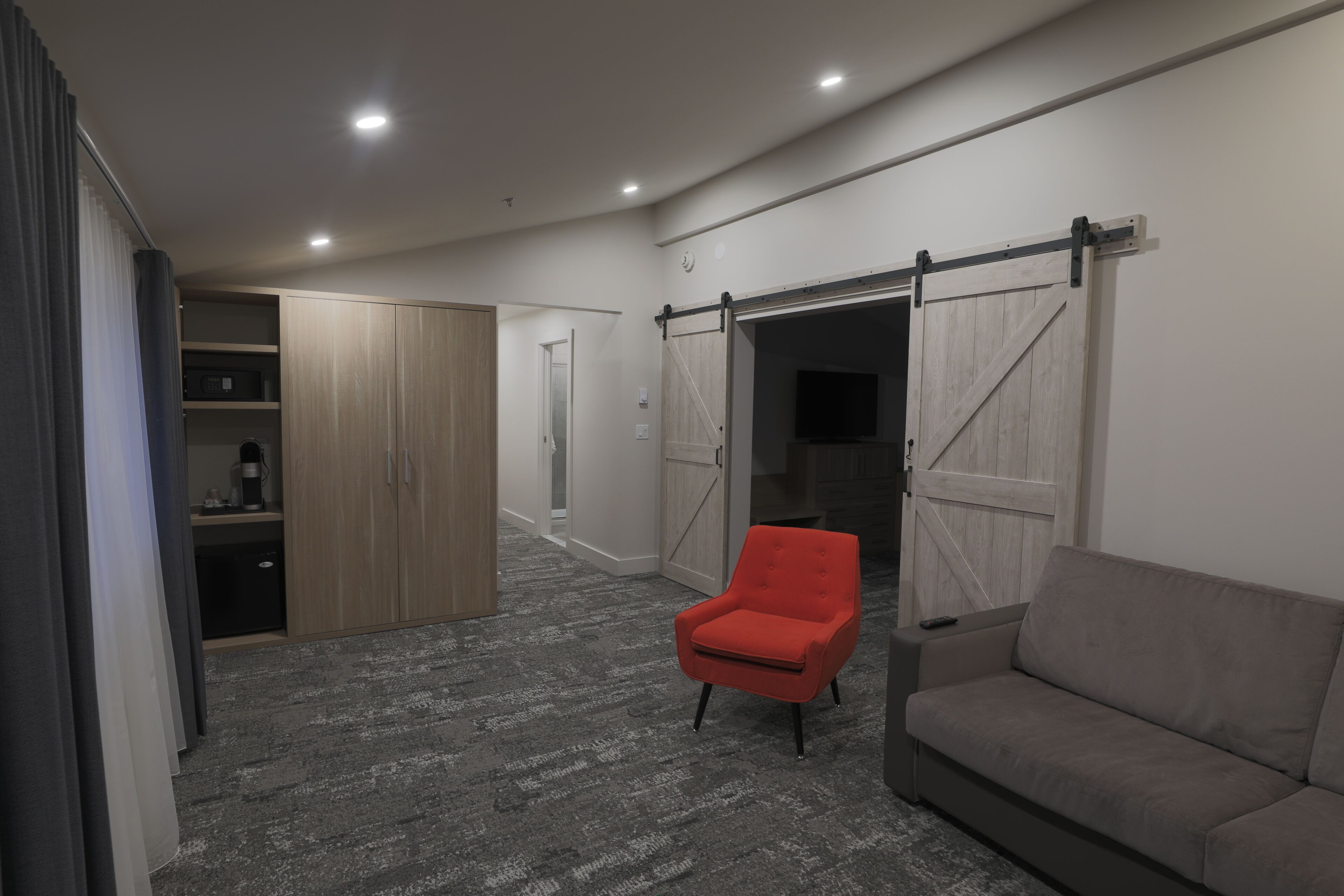 family suite, 1 bedroom | 1 bedroom, premium bedding, in-room safe, individually decorated